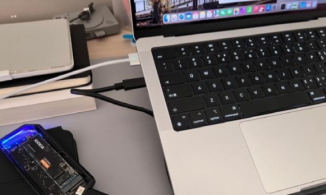 解决MacBookPro严重发热问题的有效方法（保持MacBookPro散热效果）