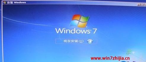 电脑重装系统win7的完整教程（以光盘为介质）