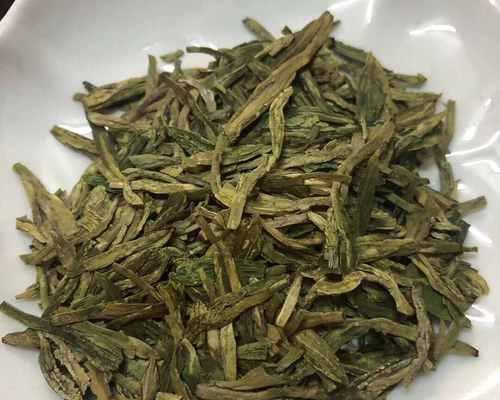 龙井茶的最佳泡茶温度（如何掌握龙井茶的泡茶温度）